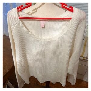 Victorias Secret LS scoop neck sweater, size large. Super cute with jeans.